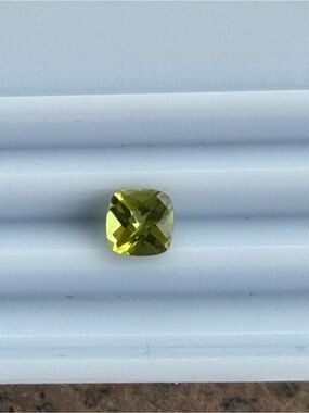 Cushion-Cut Yellow-Green Peridot checkerboard cut Faceted Gemstone 1.00 carats